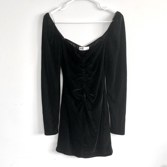 black velvet elodie dress Elodie Ruched Bodice Velvet Dress in Black at Nordstrom Rack, Size Small